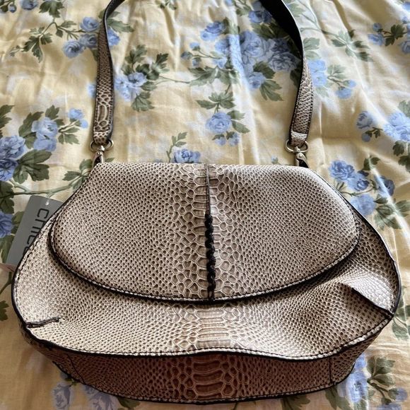 New - Chico's Reptile Print Off White/Tan Handbag - Picture 4 of 6